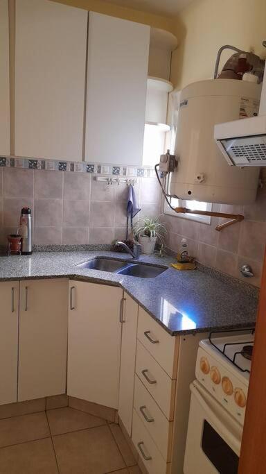 Excelente Departamento En Zona Centrica. C/Cochera Río Cuarto エクステリア 写真