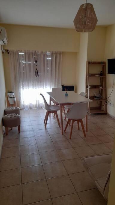 Excelente Departamento En Zona Centrica. C/Cochera Río Cuarto エクステリア 写真